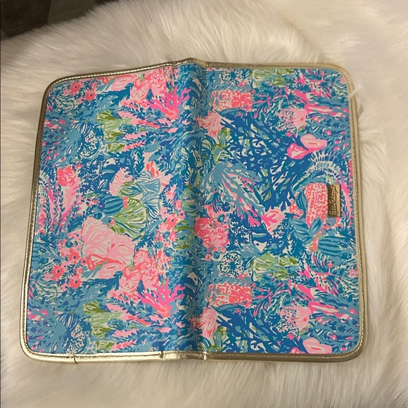 Lilly Pulitzer Blue and Pink Cosmetic Bag - Picture 4 of 4